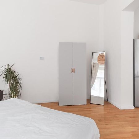 Luminous Apartment For 2 Near Wenceslas Square By Prague Days Buitenkant foto