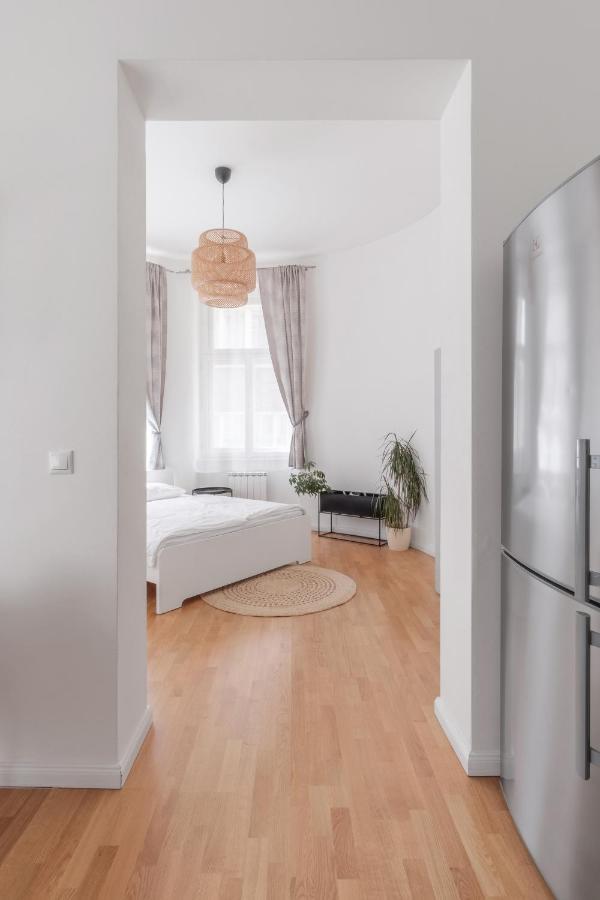 Luminous Apartment For 2 Near Wenceslas Square By Prague Days Buitenkant foto
